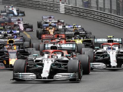 Hamilton lidera el Gran Premio de Mónaco.