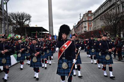 Ambiente durante el desfile del Día de San Patricio en Dublín (Irlanda).