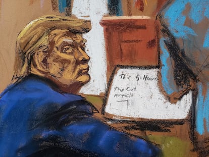 Donald Trump escucha a su abogada durante la jornada final del juicio por difamación, el 26 de enero en Nueva York.