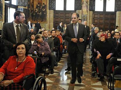 Francisco Camps en la firma de los protocolos de colaboración