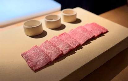 Cortes de Matsusaka Beef, de la granja Ito Ranch, que se sirven en los restaurantes Pilar Akaneya y Carlota Akaneya, en una imagen proporcionada por Grupo Akaneya.