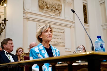 Soledad Sevilla, durante su discurso de ingreso en la Real Academia de Bellas Artes de San Fernando.