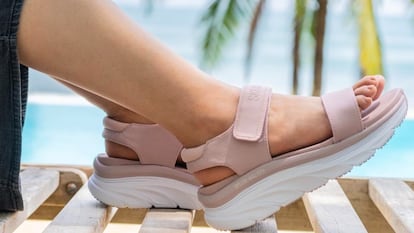 Sandalias comodas para pies delicados las opciones mejor valoradas de Amazon Estilo de vida Escaparate EL PAIS