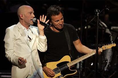 Bruce Springsteen, REM y Pearl Jam, entre otros, han puesto hoy fin a la gira contra la candidatura de George Bush.