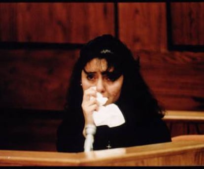 Lorena Bobbitt chora no quinto dia do seu julgamento