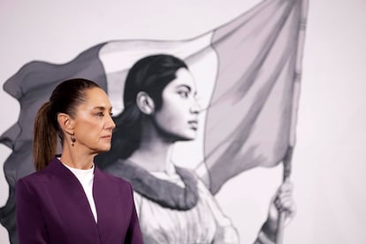 La presidenta mexicana, Claudia Sheinbaum Pardo, anuncia que México tomará represalias contra los aranceles impuestos por el presidente estadounidense, Donald Trump.