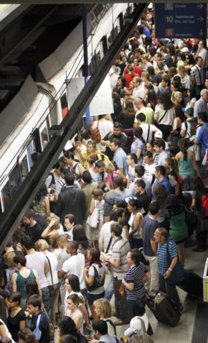 La estación de Nuevos Ministerios, durante una de las jornadas de huelga.