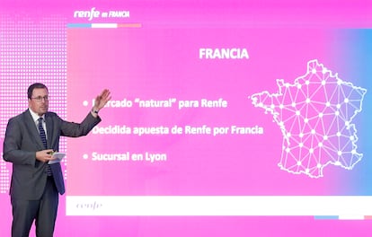 El presidente de Renfe, Raül Blanco, en junio de 2023, presentando rutas francesas de la compañía.