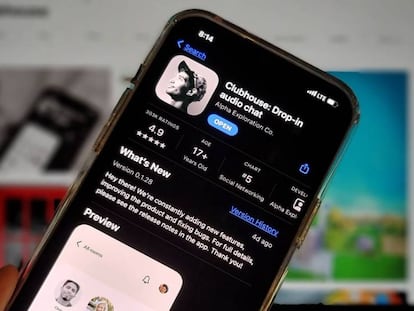 Clubhouse en la pantalla de un iPhone.