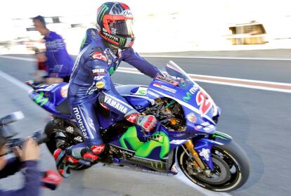 Maverick Vi&ntilde;ales estrena la temporada 2018 en Cheste. 