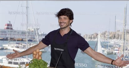 El actor y modelo Andr&eacute;s Velencoso, este mi&eacute;rcoles en el Real Club N&aacute;utico de Palma.