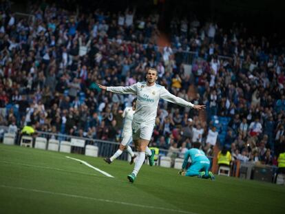 Bale celebra el primero de sus dos goles al Celta.