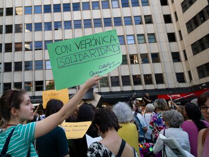 Concentración en Madrid convocada en mayo de 2019, tras el suicidio de Verónica, la trabajadora de Iveco.