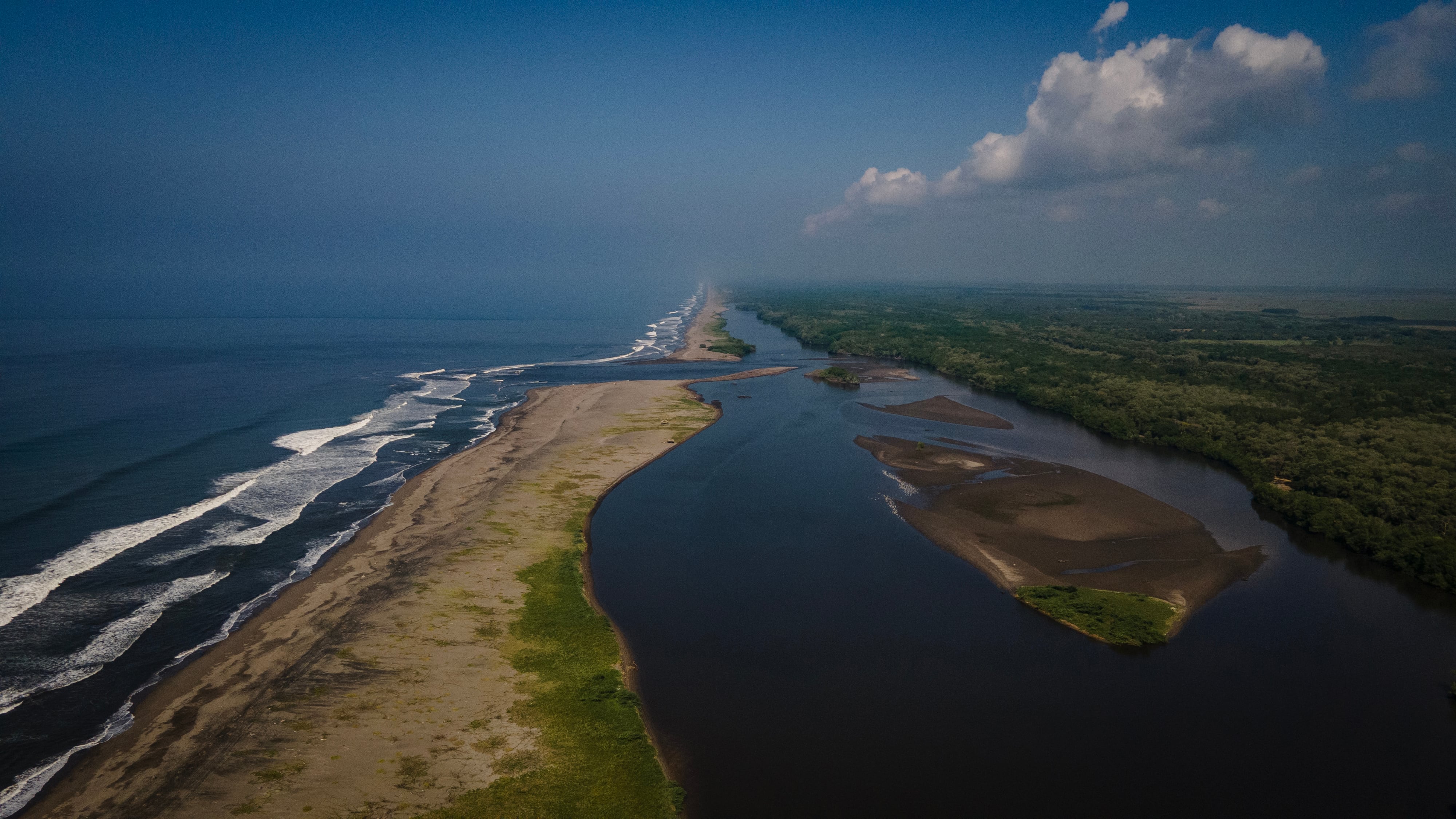 La costa de San José El Hueyate, en el municipio de Mazatán, el 21 de noviembre de 2025.  