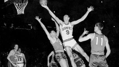 Muere Bob Pettit