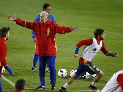 Entrenamiento de la selección española de fútbol en Las Rozas.