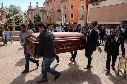 Funeral de Juan Pérez Guardado, sobrino de Ricardo Monreal