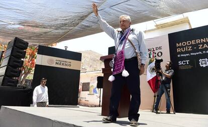 El presidente López Obrador, en Nayarit.