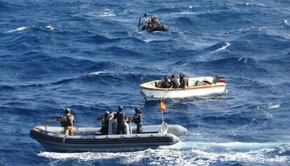 Detención de un grupo de piratas a 50 millas de Mogadiscio
