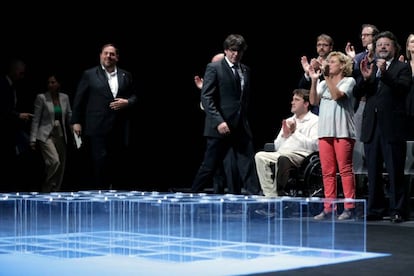 Oriol Junqueras i Carles Puigdemont a la seva arribada al TNC.