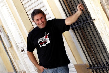 Sergi López, protagonista de <i>Non solum</i>, ayer frente al Teatro El Musical de Valencia.