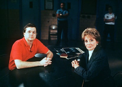 Mark David Chapman fue entrevistado en 1991 por Barbara Walters  sobre el asesinato.