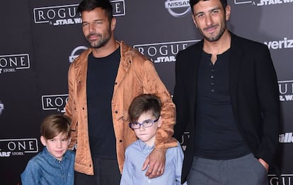 Ricky Martin, con su marido Jwan Yosef y dos hijos.