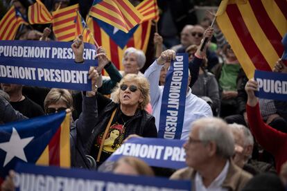 Seguidores de Carles Puigdemont desplazados al sur de Francia para asistir al mitin central del 'expresident'.