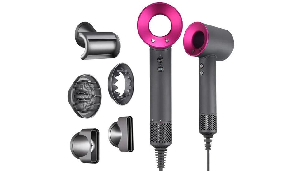 Secador de pelo profesional con tres accesorios incluidos.