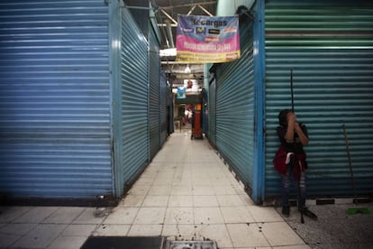 Comercios cerrados en la alcaldía de Xochimilco, en Ciudad de México, el 31 de marzo.