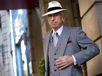 El escritor y reportero estadounidense Gay Talese, fotografiado el a&ntilde;o pasado en las calles de Barcelona.