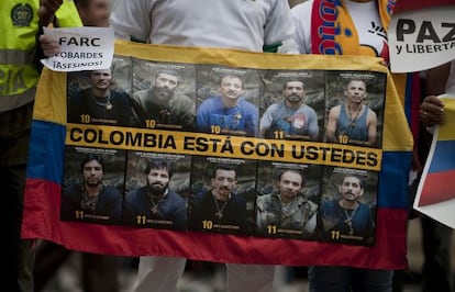 Retratos de los secuestrados por las FARC.