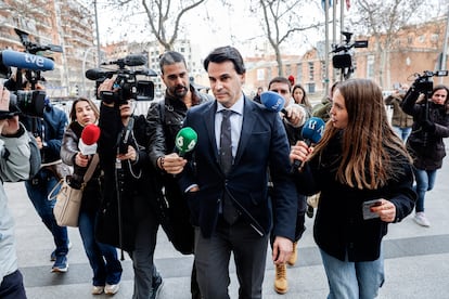 Alberto González Amador, pareja de la presidenta de la Comunidad de Madrid, Isabel Díaz Ayuso, llega a los Juzgados de Plaza Castilla en Madrid el pasado febrero para declarar como imputado de dos delitos fiscales.