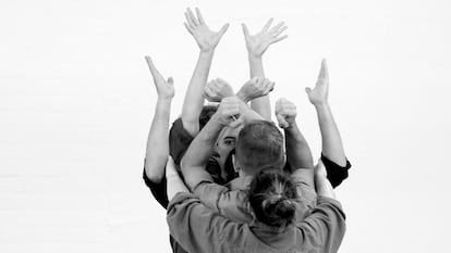 La programación del Festival Escena Patrimonio presenta nuevas creaciones coreográficas por grandes nombres de la danza nacional e internacional, así como talentos emergentes de las 15 Ciudades. 'Aleta' (en la imagen) será representada en Tarragona por la Compañía Marc Fernández.