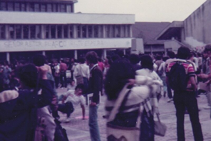 Acto político en homenaje por la muerte del estudiante Jesus Humberto León Patiño en la plaza del 'Ché', el 16 de mayo del 84.