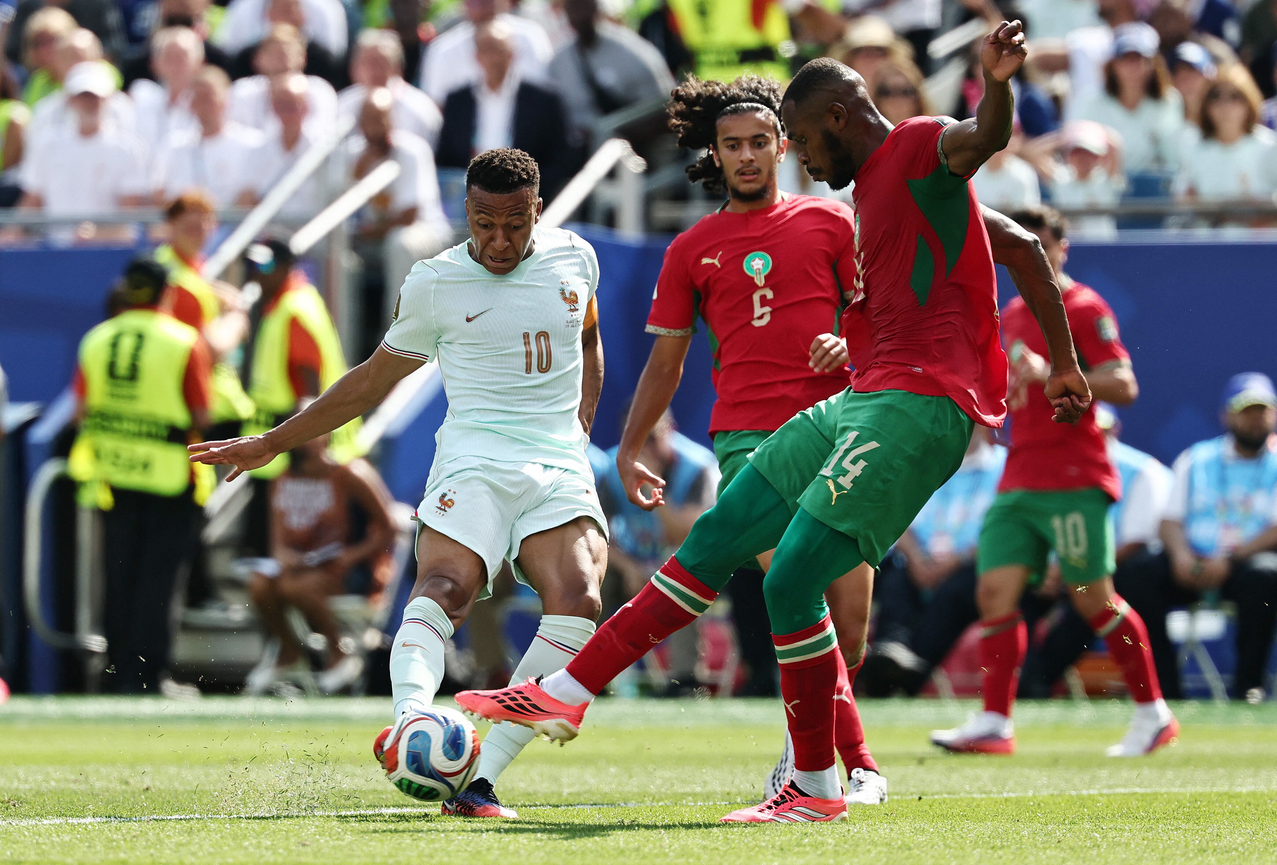 Francia - Marruecos: Mundial 2026, en directo | Bono detiene el penalti de Mbappé