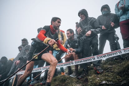 Manuel Merillas durante la maratón vasca de Zegama.