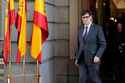 El presidente de la Generalitat de Cataluña, Salvador Illa, en el Congreso de los Diputados durante la celebración del Día de la Constitución. 
