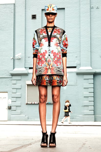 Inspiración tropical en Givenchy Crucero 2012.