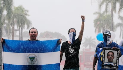 Young people protest against the government of Daniel Ortega in Managua, Nicaragua in 2018