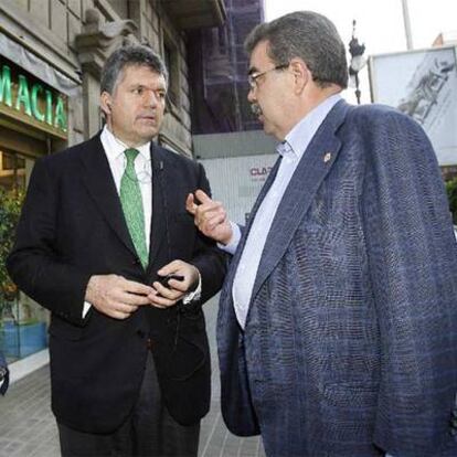 Juan Villalonga (izquierda) y Juan Soler (derecha), durante una de sus citas en Valencia.