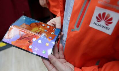 Nuevo Huawei Mate X, plegable y con 5G.