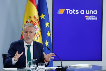 El ministro de Política Territorial y Memoria Democrática, Ángel Víctor Torres, durante la rueda de prensa posterior al Consejo de Ministros.