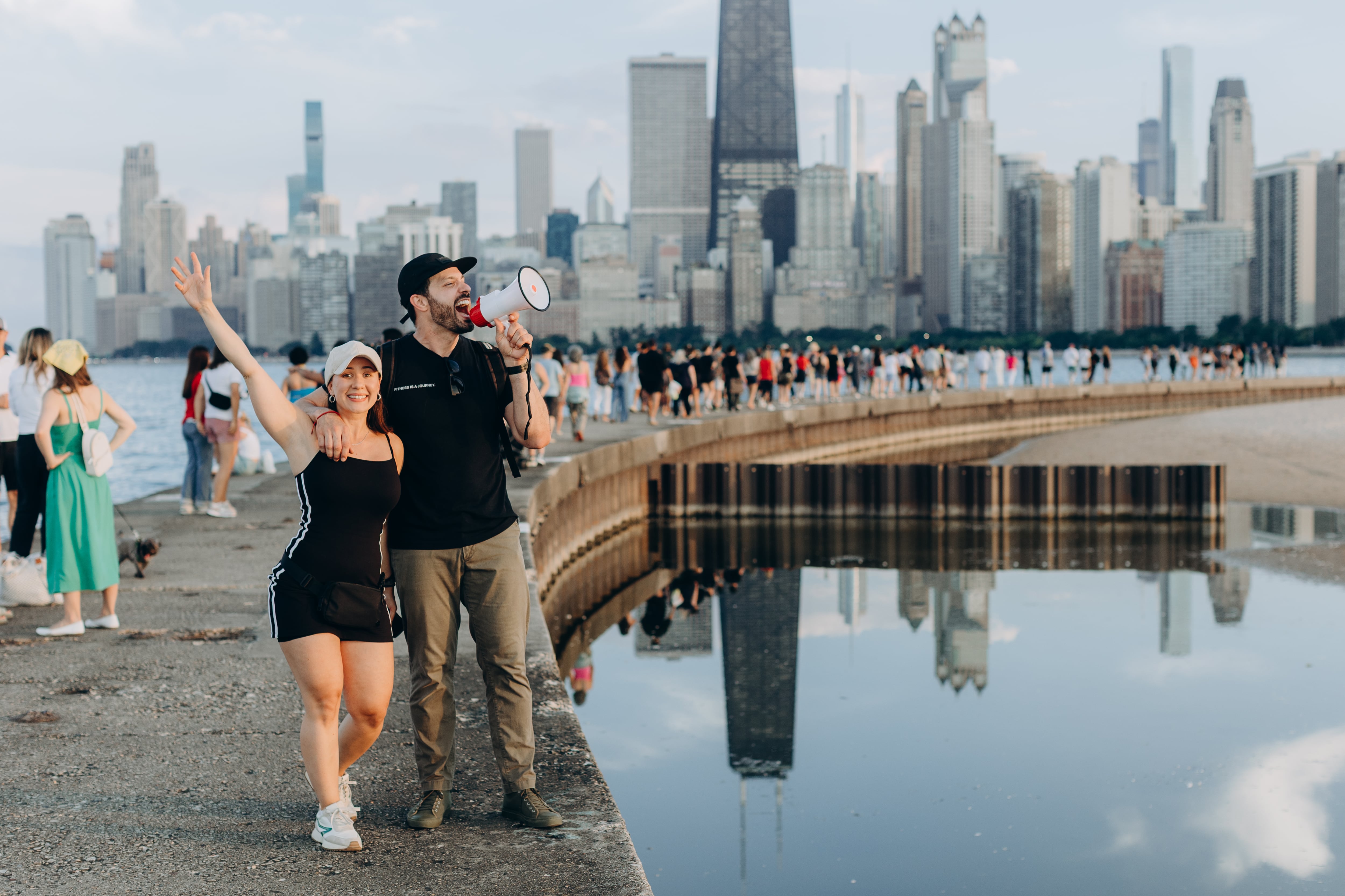 El club del grito como terapia que se hace viral: “Hay mucho escepticismo, pero cuando la gente lo experimenta ve lo transformador que puede ser”