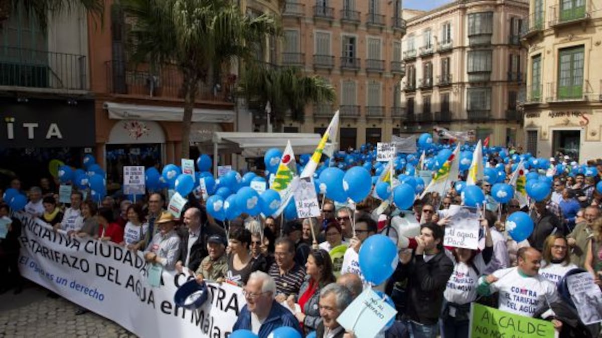 Málaga se enreda con la tarifa del agua | Noticias de Andalucía | EL PAÍS