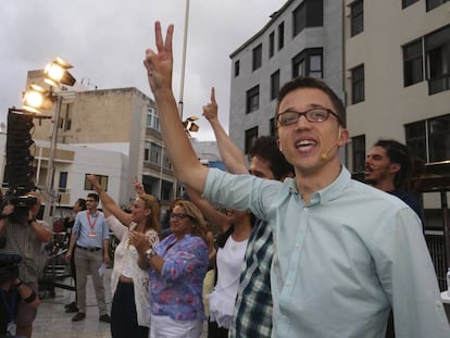 El &#039;n&uacute;mero dos&#039; de Podemos, &Iacute;&ntilde;igo Errej&oacute;n, en el acto de Unidos Podemos en Las Palmas.