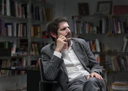 Ernest Urtasun, en su despacho en la sede del Ministerio de Cultura en Madrid, el pasado miércoles.