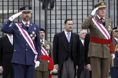 El rey Juan Carlos y el Principe de Asturias, Felipe de Borbón, durante la celebración de la Pascua militar.