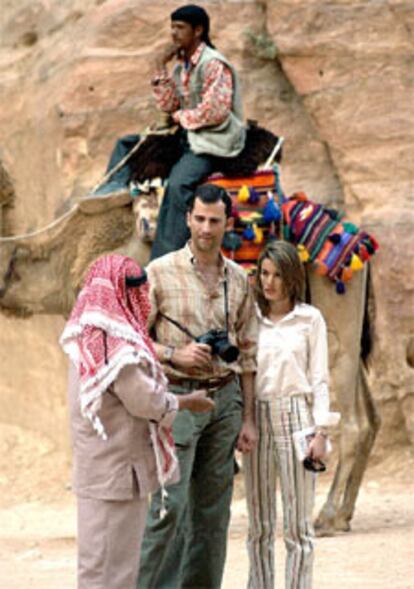Don Felipe y Doña Letizia, hoy en la antigua ciudad nabatea.