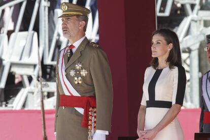 Los Reyes de España en el 175 aniversario de la Guardia Civil.